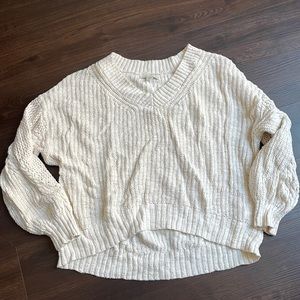 *SOLD* American Eagle Oversized V-neck sweater